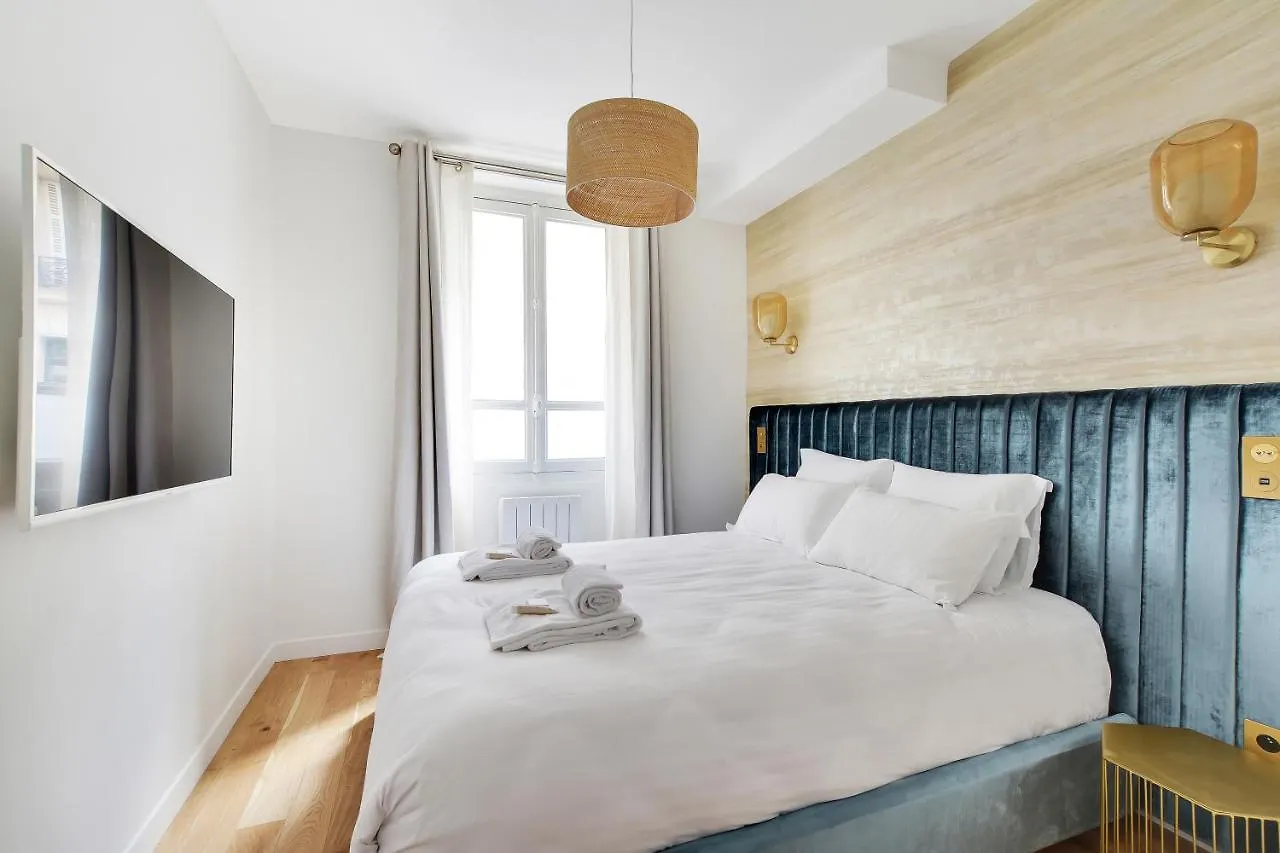 Pick A Flat's Apartment in Parc Monceau - Rue de Naples Paris